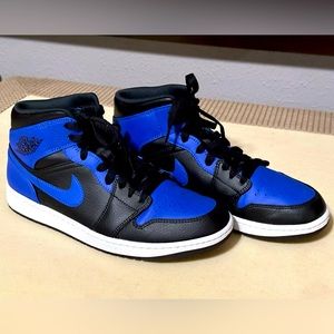 Jordan 1 Retro - Royal/Black - Size 10.5Mens